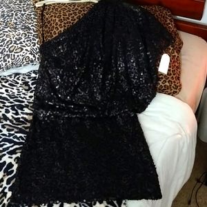 Jessica Simpson Black Dress